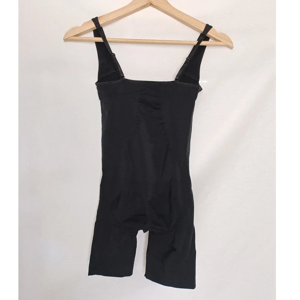 Assets by‎ Spanx Black Full Body Slimming Bodysuit Tank Style Shorts Style XL